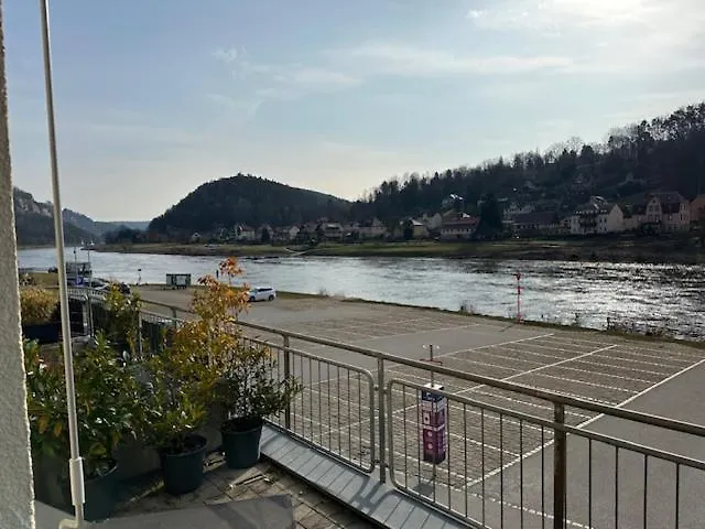 Elbufer 3a Apartman Stadt Wehlen